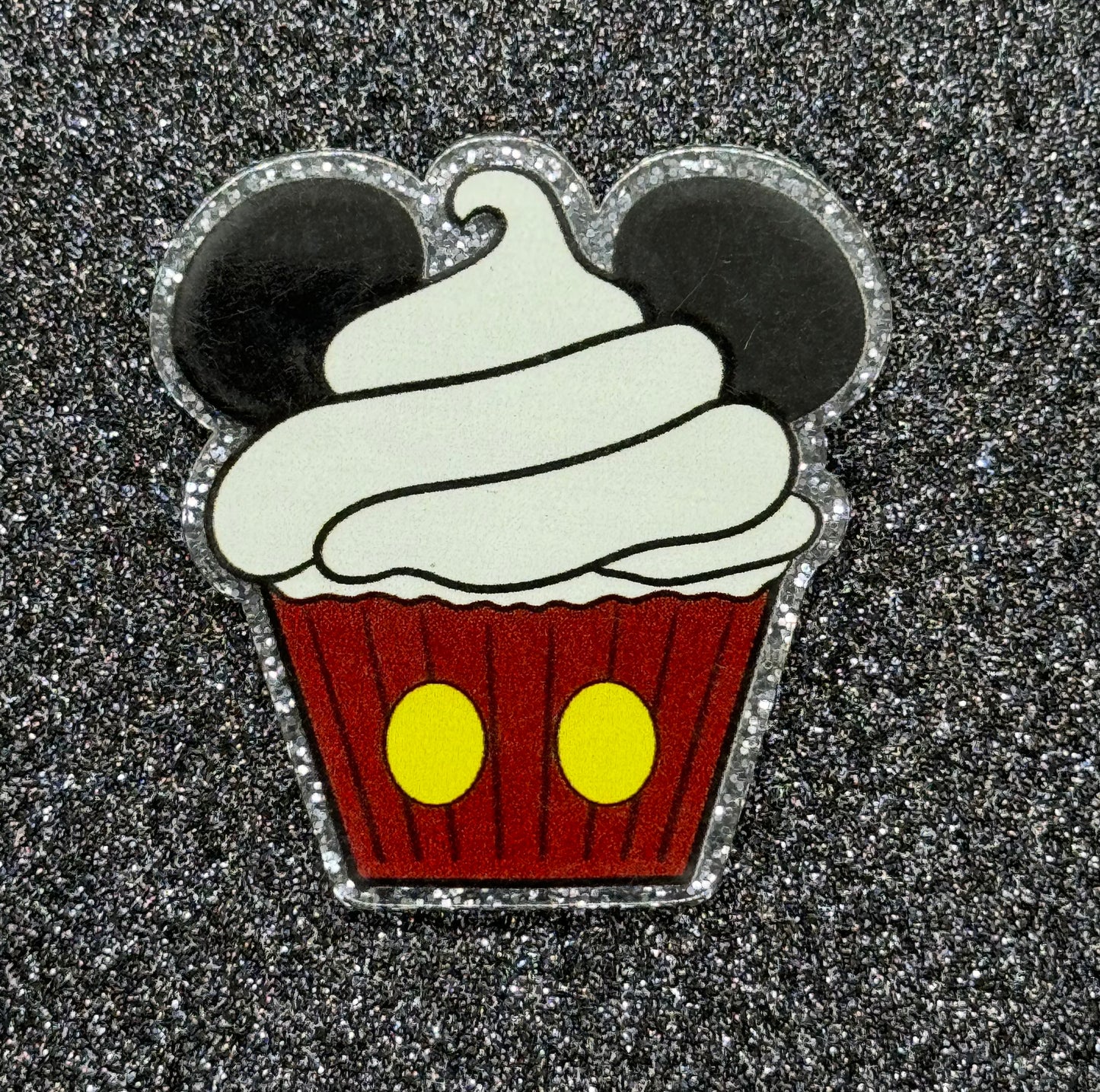 Mouse Cupcake Acrylic